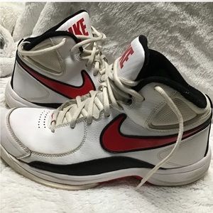 Nike Overplay VII Mens 8.5 Shoe White Red Black Basketball Sneakers 511372-103